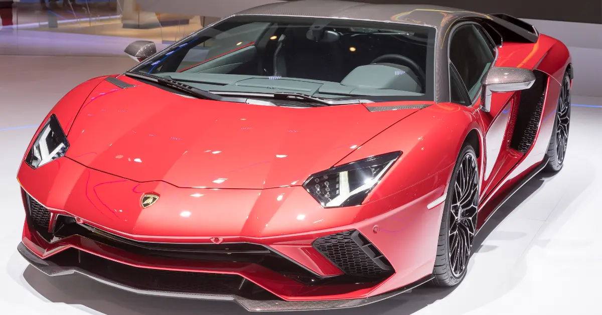 Lamborghini Revuelto